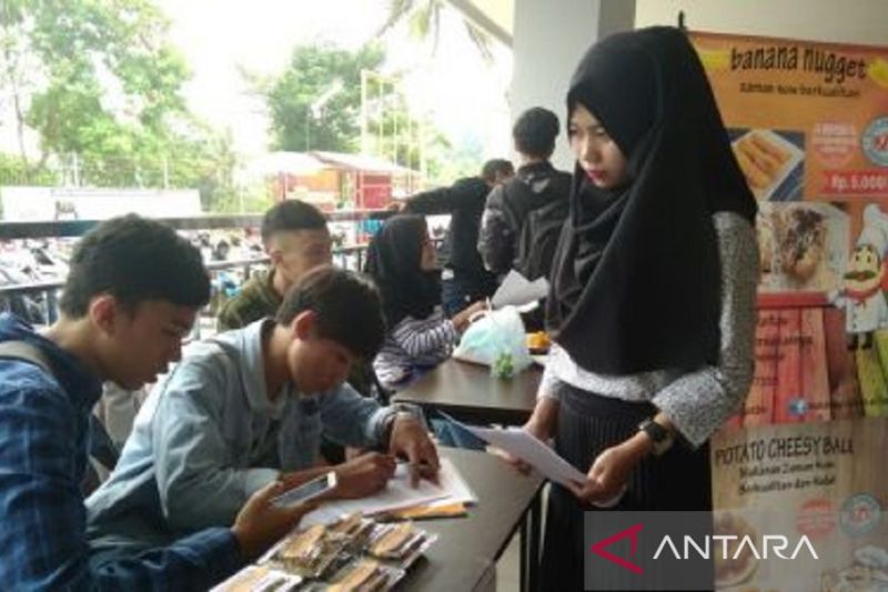 Disnaker Kota Sukabumi ribuan sebut pencari kerja sudah daftar bursa kerja