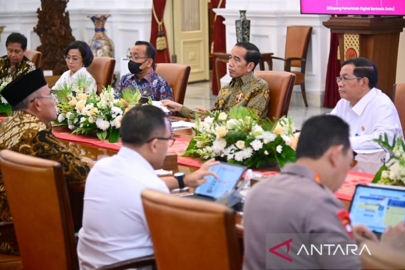 Presiden Jokowi minta K/L tidak bangun aplikasi baru karena ada SPBE terintegrasi