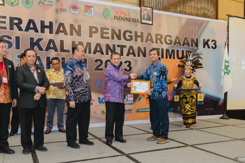 Pupuk Kaltim meraih tiga penghargaan K3 dari Pemerintah Provinsi
