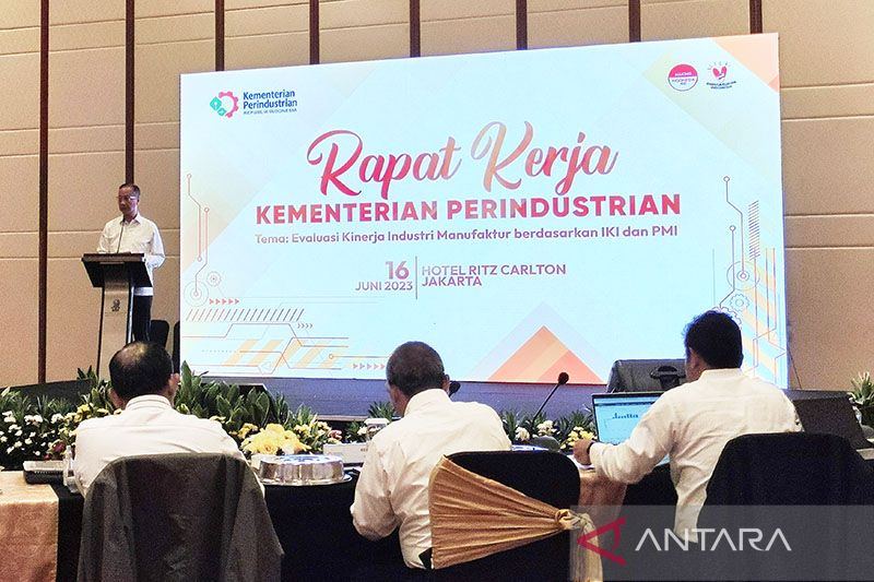 Menperin Targetkan Kontribusi Manufaktur Capai 20 Persen Pada 2025 ...