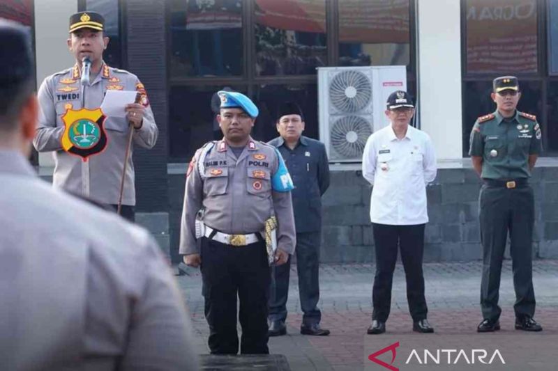 Jaga ketertiban masyarakat, Polres Bekasi aktifkan kembali satkamling
