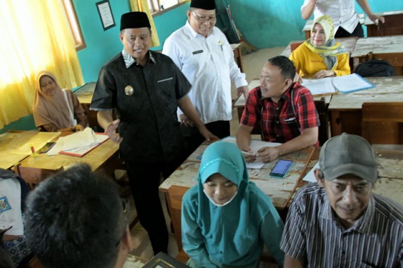 Wagub Jabar ingatkan orang tua tak paksakan anak masuk sekolah negeri