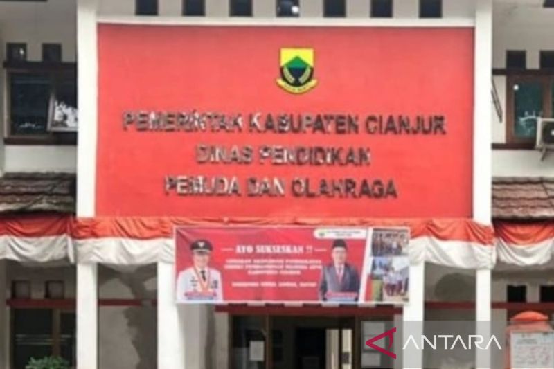 Disdikpora Cianjur terapkan belajar daring sekolah belum rampung dibangun