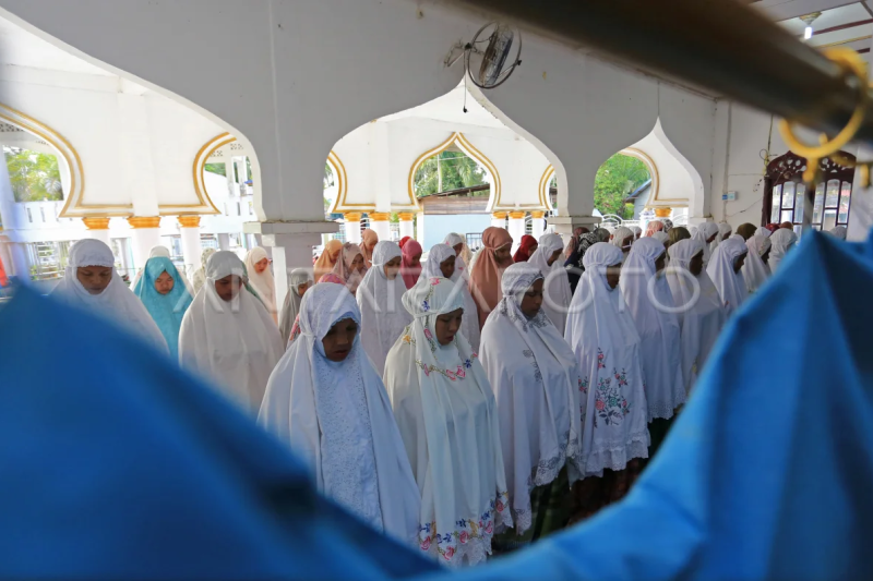 Shalat Idul Adha jamaah Tarekat Syattariah