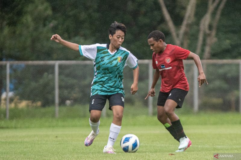 Uji coba timnas wanita Indonesia U-19