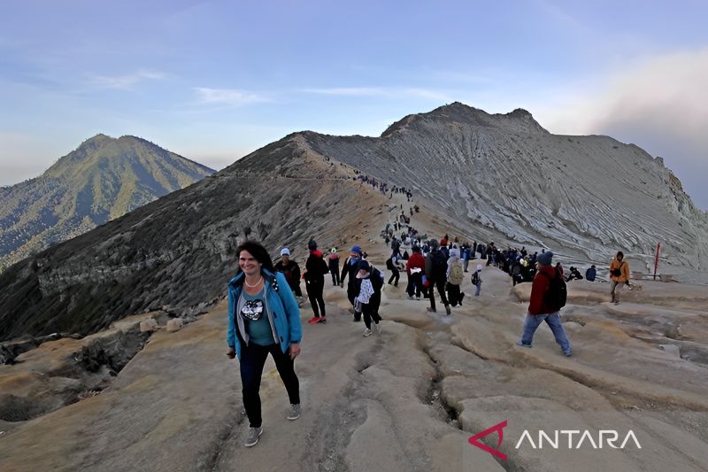 BPS Catat Total Kunjungan Wisman Sepanjang 2023 Mencapai 11,68 Juta ...