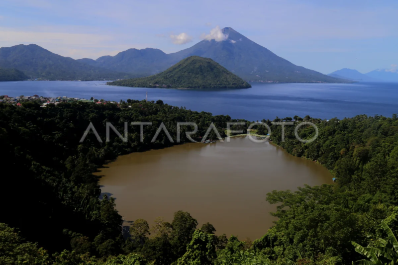 Danau Laguna di Ternate