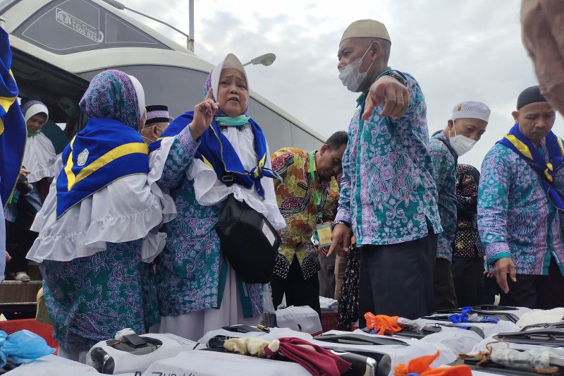 Kepulangan jamaah haji kloter pertama asal Lampung Utara