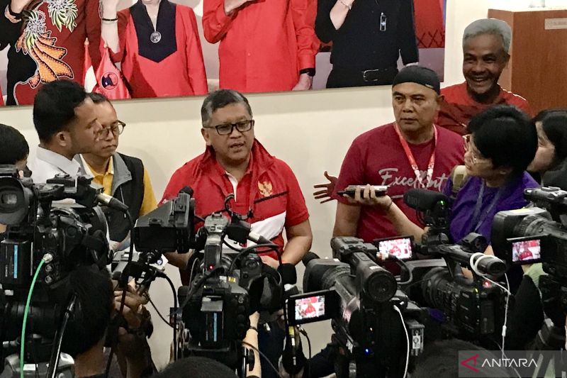 Juli-Agustus periode godok nama cawapres, sebut Sekjen PDIP