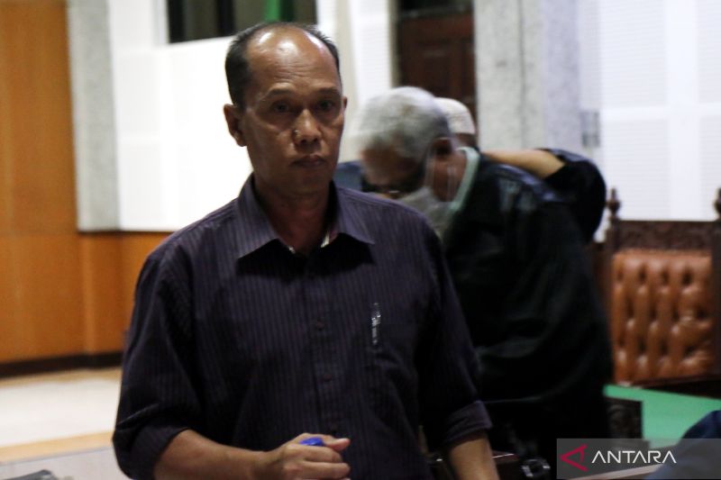 Hakim Vonis 6 Tahun Mantan Direktur Rsud Praya Terkait Korupsi Blud Antara News 4376