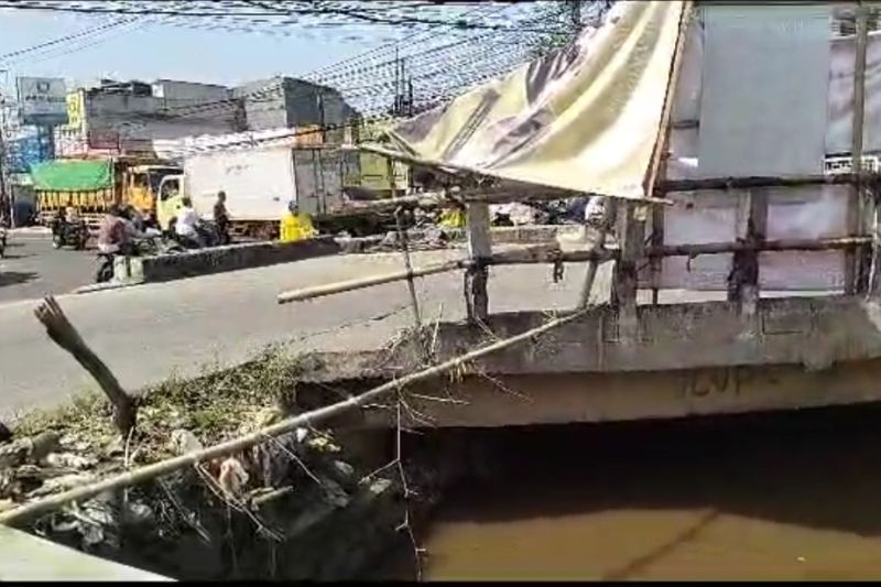 Pemkot Depok revitalisasi Jembatan Mampang di jalan Sawangan