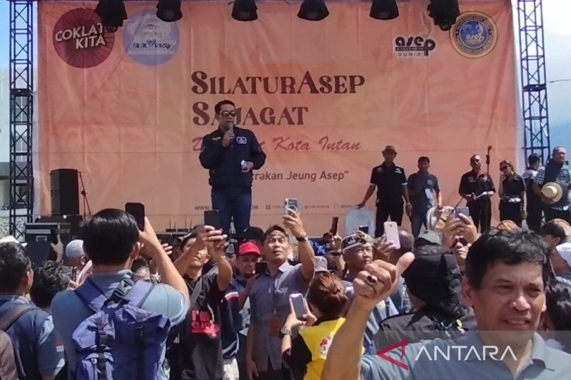 Gubernur Ridwan Kamil siapkan hadiah untuk anak yang diberi nama Asep