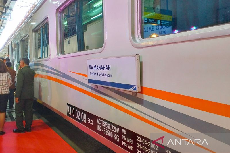 Manahan Train Java Jumlah penumpang KA normal jelang usainya libur sekolah - ANTARA News