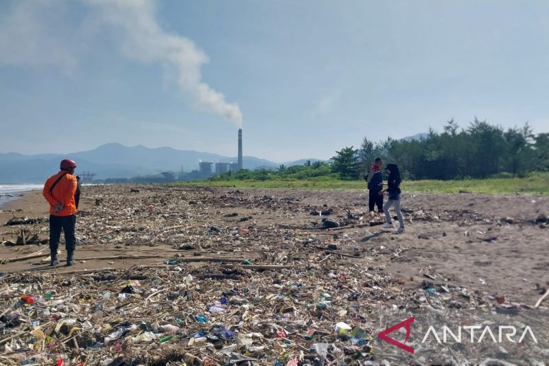 Sekecil apapun sampah jangan dianggap sepele