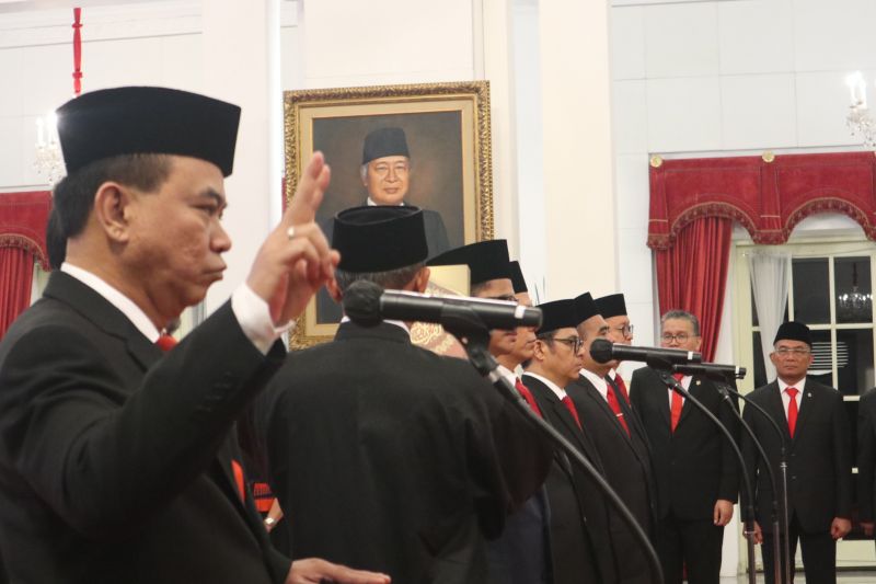 Presiden Jokowi lantik 5 wakil menteri baru