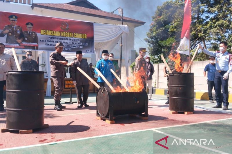 Kejari Cianjur catat kasus ganja naik hampir dua kali lipat