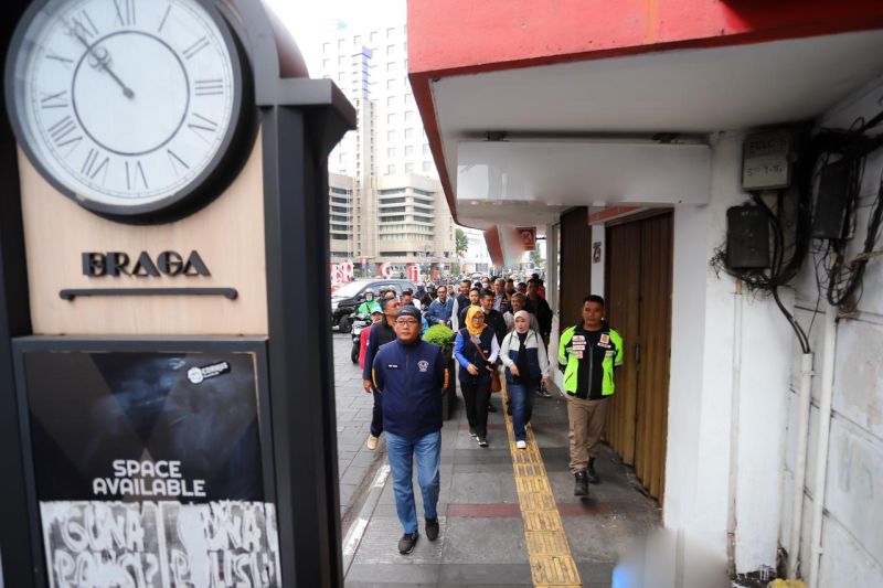 Kota Bandung percantik Jalan Braga untuk kenyamanan pengunjung