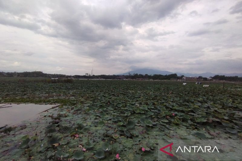 Pemkab Garut libatkan semua unsur bersihkan objek wisata Situ Bagendit