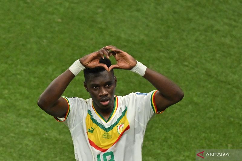 Crystal Palace resmi datangkan penyerang Ismaila Sarr dari Marseille