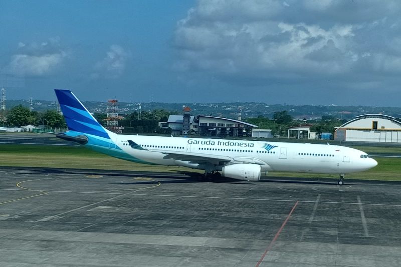 Garuda berkolaborasi dengan Bank Mandiri tawarkan tiket diskon hingga 80 persen