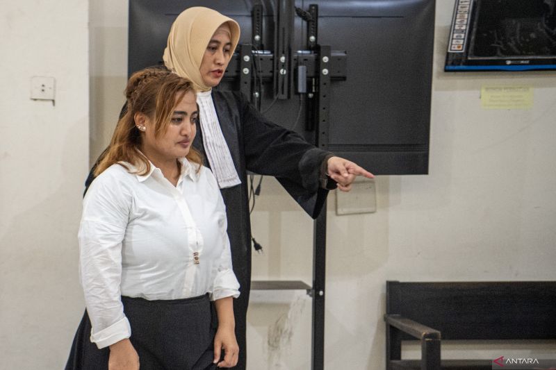 Sidang kasus penistaan agama Lina Mukherjee