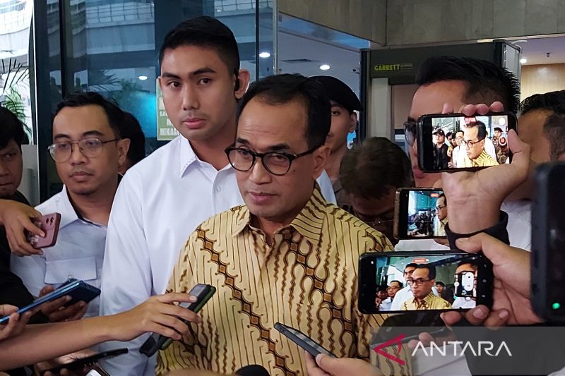 Menhub Budi Karya dukung KPK tindak korupsi di Ditjen Perkeretaapian