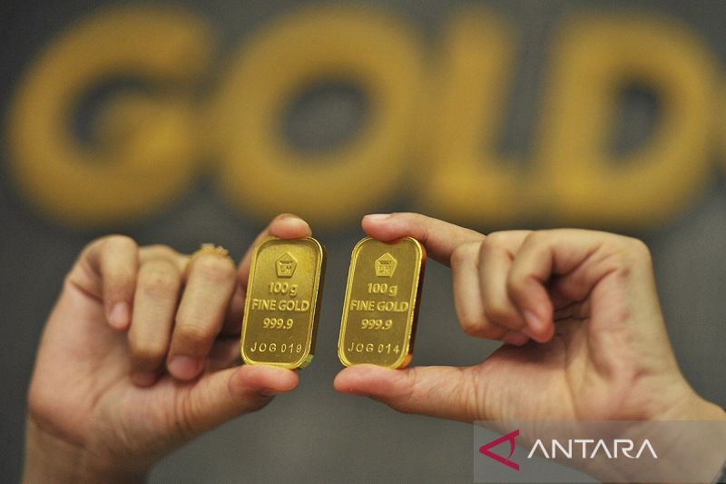 Harga emas Antam Rabu naik Rp8.000 menjadi Rp1,338 juta per gram