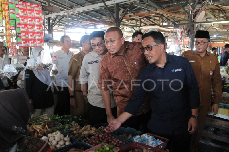 Bantuan dana revitalisasi pasar tradisional di Padang