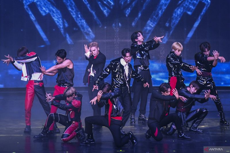 THE BOYZ Bocorkan Tentang "comeback" Bulan Depan Di Konser Jakarta ...