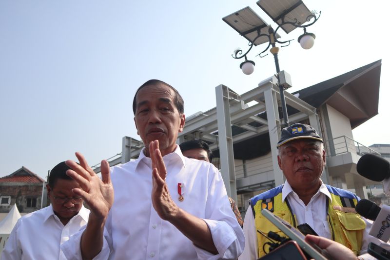 Presiden Jokowi evaluasi penempatan perwira TNI di jabatan sipil