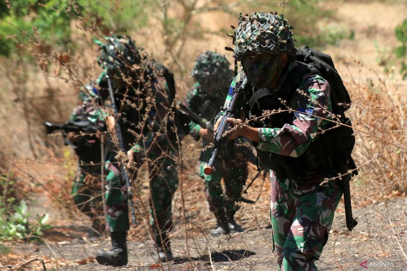 Kemarin, Panji Gumilang tersangka sampai latihan gabungan TNI