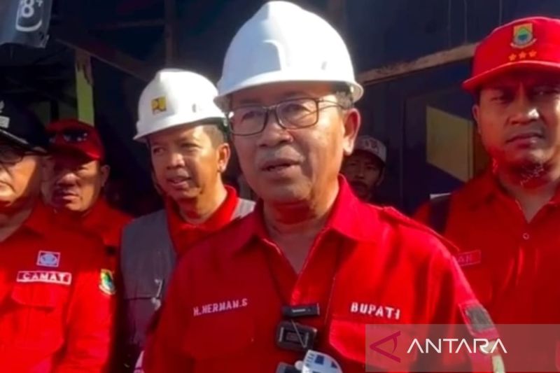 Bupati Cianjur pastikan semua penyintas gempa masuk sebagai penerima bantuan