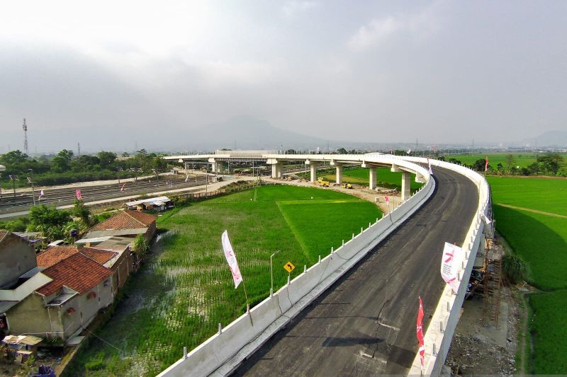 Jembatan Cibiru Baru segera dioperasikan mudahkan warga akses kereta cepat