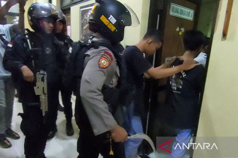 Polisi buru pelaku penusukan siswa SMP di Cianjur