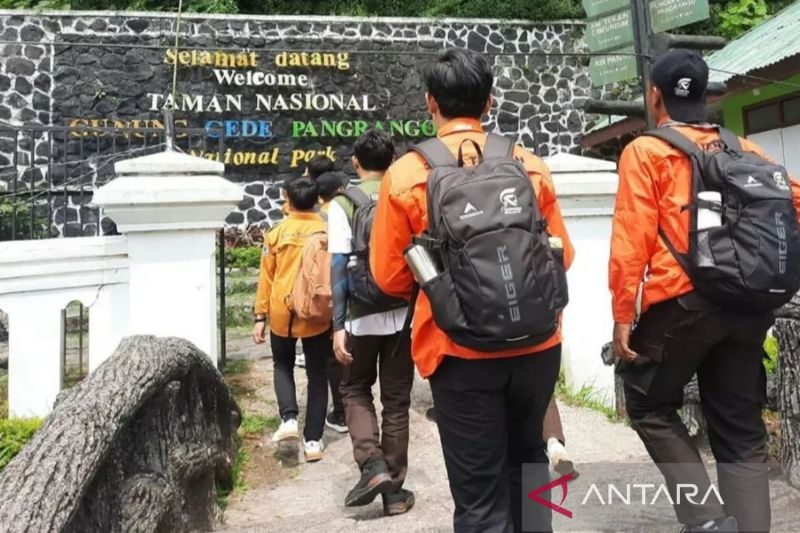 Belasan pendaki ilegal diamankan petugas Balai Besar TNGGP