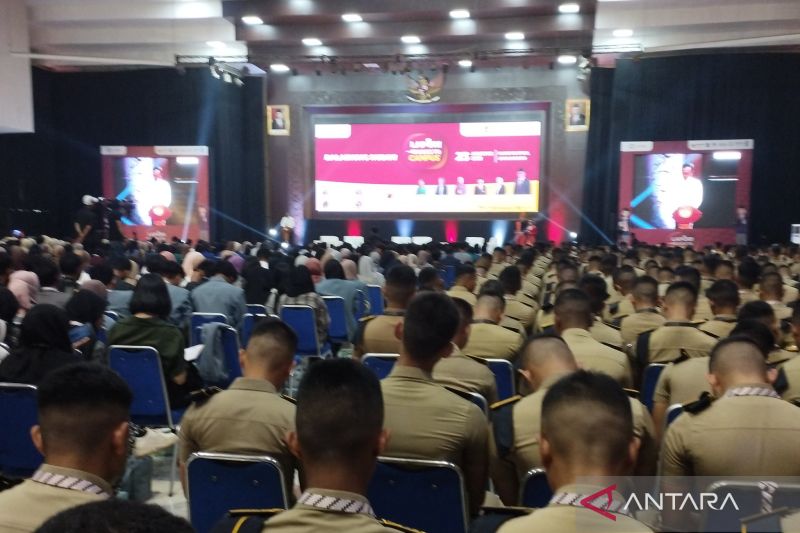 Kemenpan RB sosialisasikan layanan SP4N Lapor kepada mahasiswa di Sumedang