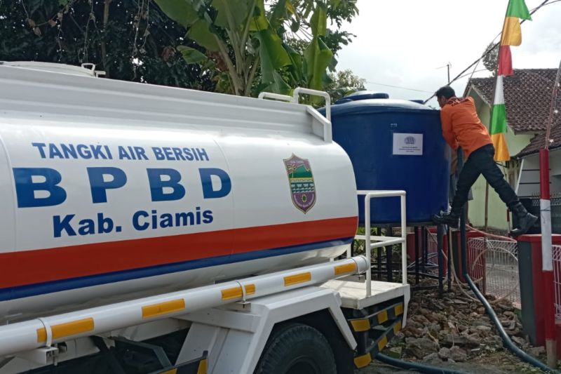 BPBD Ciamis kirim bantuan air bersih ke desa terdampak kekeringan