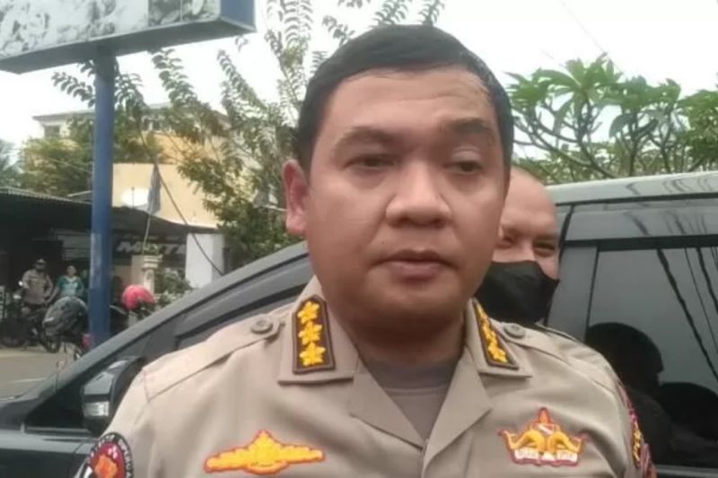 Polisi Tangkap Pelaku Sindikat Penipuan Online Di Jambi - ANTARA News