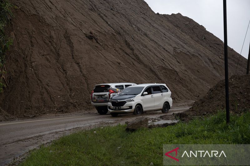 Buka-Tutup jalan di poros Trans Sulawesi