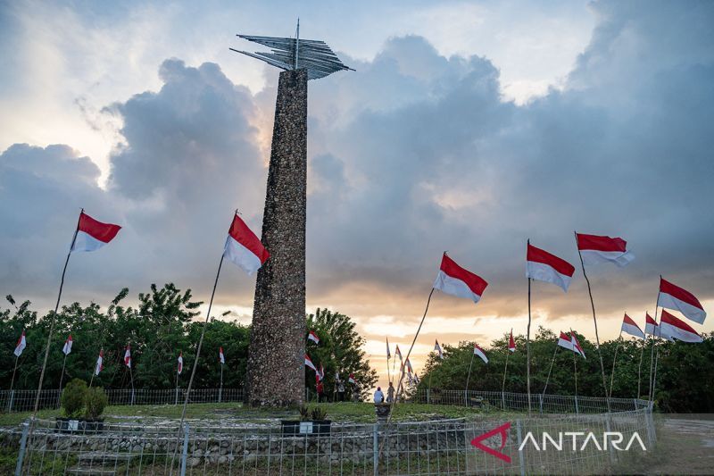 Monumen Trikora di Banggai Kepulauan