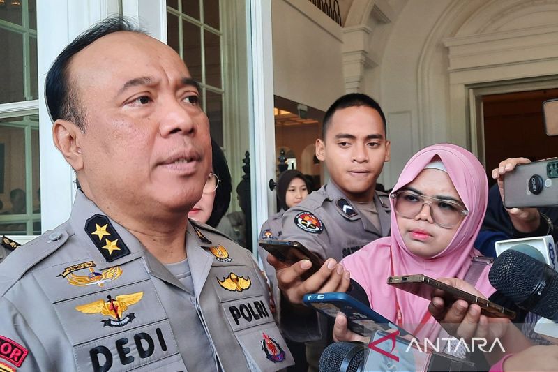 Polri Mutasi Dan Rotasi 483 Personel Termasuk Pamen-pati - ANTARA News