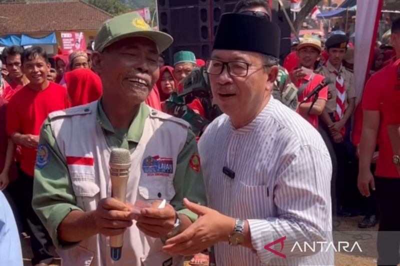 Cianjur berikan pelayanan cepat dalam program Desa Manjur