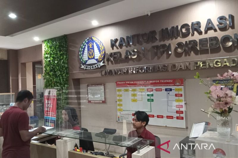 Imigrasi Cirebon luncurkan layanan pembuatan paspor elektronik