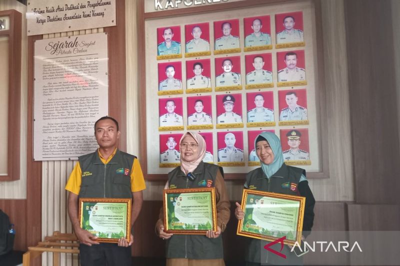 Polresta Cirebon layani pembayaran buat SIM dan SKCK dengan sampah