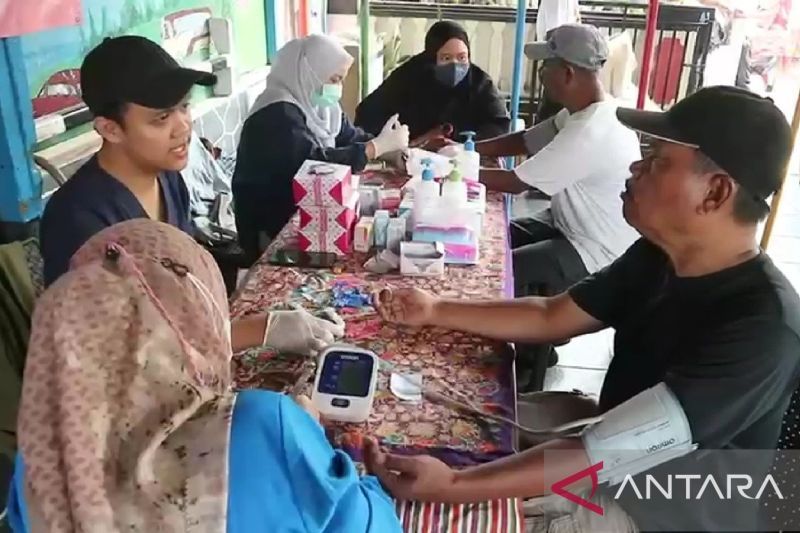 Relawan Ganjar gelar pengobatan gratis di Jakarta dan Jabar