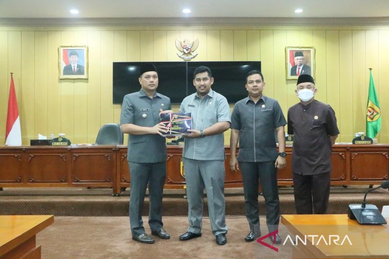 DPRD Banjarbaru Siap Bahas RAPBD 2024 Secara Menyeluruh - ANTARA News ...