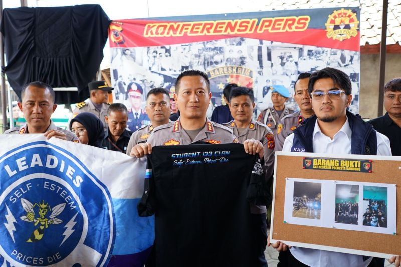 Polisi tangkap 9 pelaku pengeroyokan viral di Kabupaten Bandung
