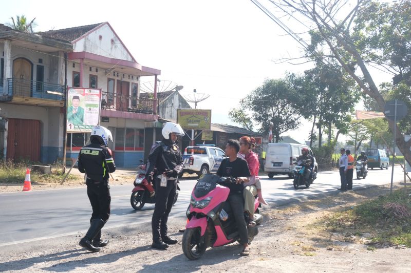 Polda Jabar cek kelayakan KTL di jalur nasional Garut