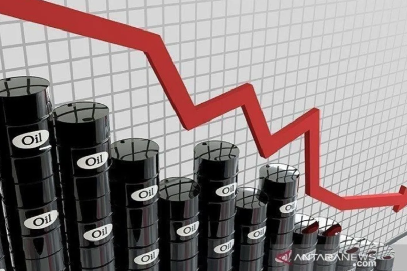 Minyak melemah, kecemasan geopolitik berkurang