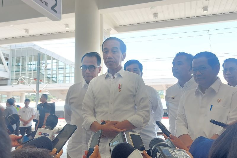 Presiden Jokowi sebut kereta cepat Jakarta-Bandung adalah peradaban